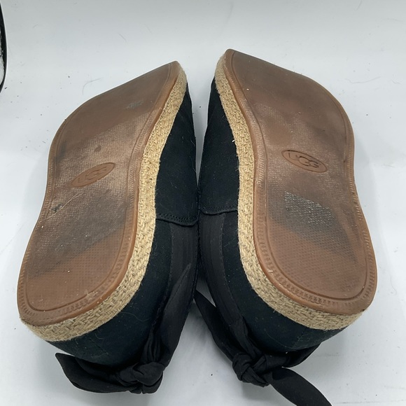 “UGG” Charcoal Black Espadrilles. - Picture 10 of 12